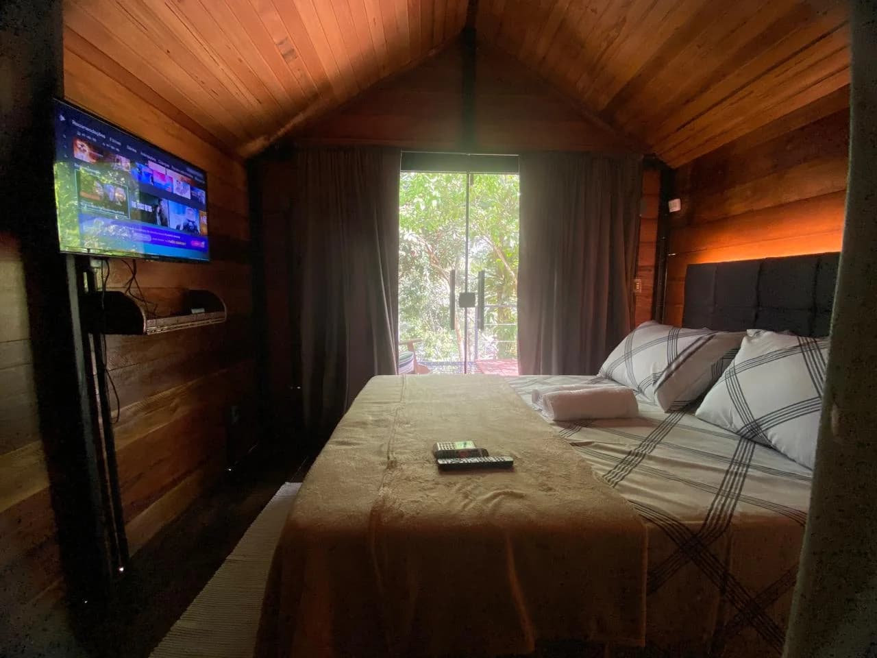 Quarto com TV